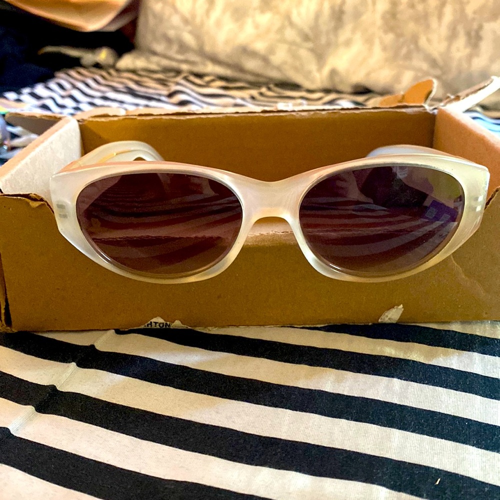 Emmanuelle Khanh Paris Private Eyes Sunglasses Vintage&Authentic -EK 107 BM 028
